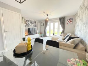 Jefferson Way- click for photo gallery